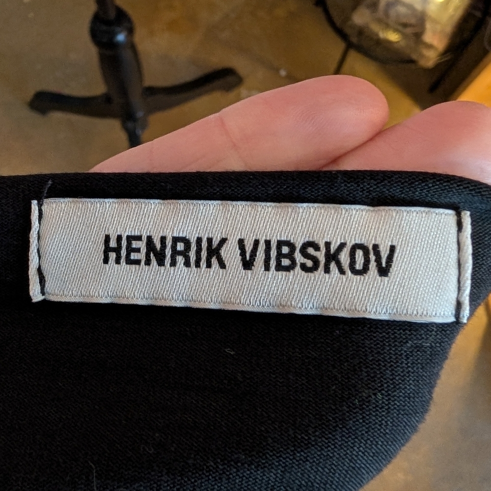 Henrik Vibskov Knuckle Tee Black Flowy Top (S) - Picture 8 of 12